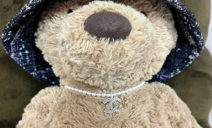 Essenceofluxury Womens Jewelry Chanel Crystals CC Logo Pearls Necklace A152PP280 AA194985