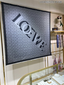 Loewe 2022 Anagram Line Cashmere Silk Scarf Gray Loewe 2022 Anagram Line Cashmere Silk Scarf Gray