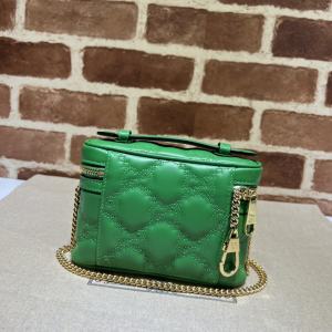 Essenceofluxury Womens Handbags Gucci GG Matelasse Leather Top Handle Mini Bag with Chain in Green 723770 16x10x5CM A09PP680 AA195050 Essenceofluxury Womens Handbags Gucci GG Matelasse Leather Top Handle Mini Bag with Chain in Green 723770 16x10x5CM A09PP680 AA195050