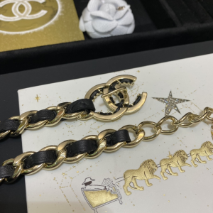 Essenceofluxury Womens Belts Chanel CC Chain and Leather Belts A152PP280 AA196018