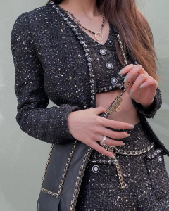 Essenceofluxury Womens Belts Chanel CC Chain and Leather Belts A152PP280 AA196018