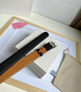 Essenceofluxury Womens Belts Loewe Anagram Leather Belt in Black Brown 32MM A175PP240 AA196050