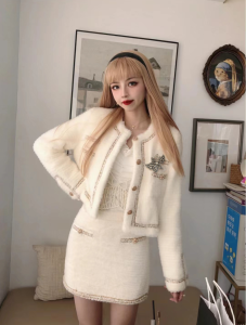 Essenceofluxury Womens Jewelry Chanel CC Butterfly Brooch A152PP180 AA196016