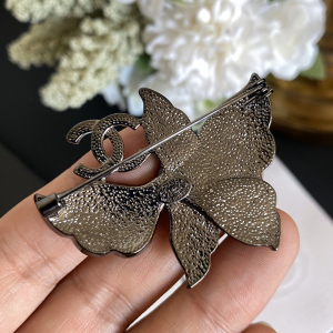 Essenceofluxury Womens Jewelry Chanel CC Butterfly Brooch A152PP180 AA196016
