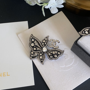 Essenceofluxury Womens Jewelry Chanel CC Butterfly Brooch A152PP180 AA196016