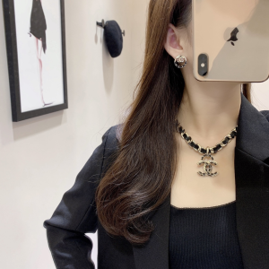 Essenceofluxury Womens Jewelry Chanel CC Chain and Leather Necklaces A152PP280 AA196017