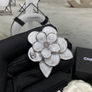 Chanel CC Flowers Brooch 
