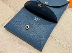 Essenceofluxury Free Gift Hermes Calvi Duo Compact Card Holder in Blue A62PP85 AA196212