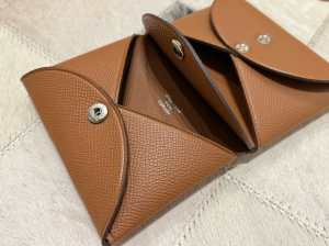 Essenceofluxury Free Gift Hermes Calvi Duo Compact Card Holder in Brown A62PP85 AA196213