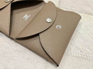 Essenceofluxury Free Gift Hermes Calvi Duo Compact Card Holder in Gray A62PP85 AA196207