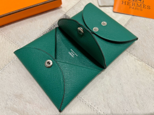 Essenceofluxury Free Gift Hermes Calvi Duo Compact Card Holder in Green A62PP85 AA196211