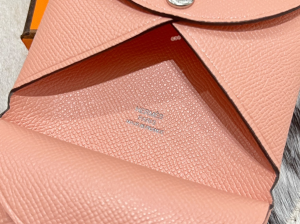 Essenceofluxury Free Gift Hermes Calvi Duo Compact Card Holder in Pink A62PP85 AA196209