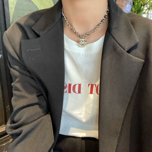 Essenceofluxury Womens Jewelry Chanel CC Logo Leather and Chain Necklace A62PP180 AA196214