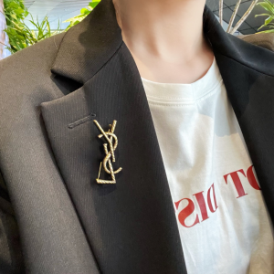 Essenceofluxury Womens Jewelry Saint Laurent YSL Opyum Brooch A62PP180 AA196217