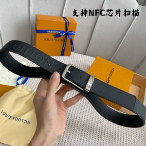 Louis Vuitton LV Black Leather Belt 35MM 