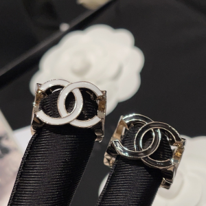 Essenceofluxury Womens Jewelry Chanel Multi CC Logo Rings A152PP180 AA196528