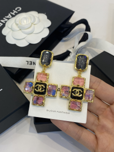 Essenceofluxury Womens Jewelry Chanel CC Logo Cross Earrings A39PP280 AA196706