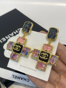 Essenceofluxury Womens Jewelry Chanel CC Logo Cross Earrings A39PP280 AA196706