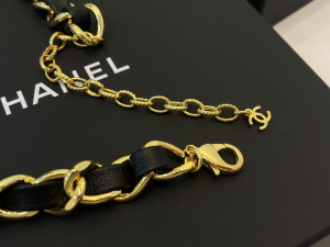 Essenceofluxury Womens Jewelry Chanel CC Logo Leather Chain Choker Necklace A39PP280 AA196707