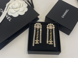 Essenceofluxury Womens Jewelry Chanel Crystals CC Logo Diamonds Earrings A39PP280 AA196723