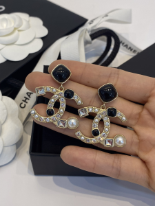 Chanel Crystals CC Logo Pearls Earrings 