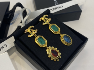 Essenceofluxury Womens Jewelry Chanel Crystals CC Logo Pendant Earrings A39PP280 AA196709