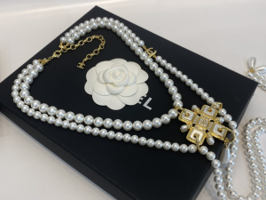 Essenceofluxury Womens Jewelry Chanel Vintage Pearls Necklaces A39PP380 AA196726