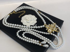 Essenceofluxury Womens Jewelry Chanel Vintage Pearls Necklaces A39PP380 AA196726