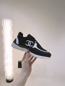 Chanel CC Logo Low Top Sneakers Black 