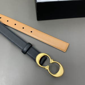 Essenceofluxury Womens Belts Coach Leather Belt in Black 25MM A175PP240 AA197023