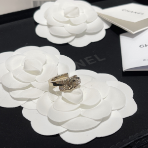 Essenceofluxury Womens Jewelry Chanel CC Logo Crystals Rings A173PP180 AA196999