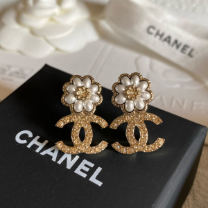 Chanel Flower Gold CC Logo Earrings 