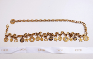 Essenceofluxury Womens Belts Dior 30 Montaigne Chain CD Link Belt in Gold A29PP240 AA197095