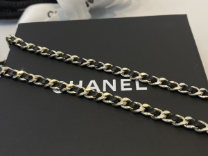 Essenceofluxury Womens Jewelry Chanel CC Logo Tweed Heart Pendant Necklace A39PP280 AA197592