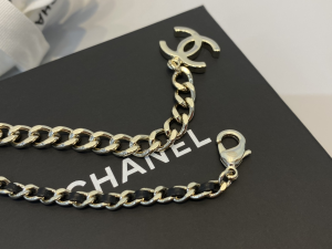 Essenceofluxury Womens Jewelry Chanel CC Logo Tweed Heart Pendant Necklace A39PP280 AA197592