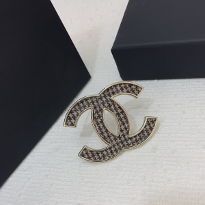 Essenceofluxury Womens Jewelry Chanel Tweed CC Logo Brooch A205PP180 AA198927
