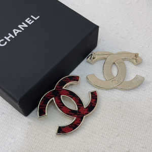 Essenceofluxury Womens Jewelry Chanel Tweed CC Logo Brooch A205PP180 AA198927