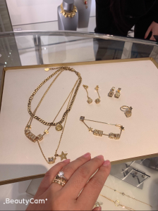 Essenceofluxury Womens Jewelry Dior Lucky Dice Brooch with Crystals A205PP280 AA198894