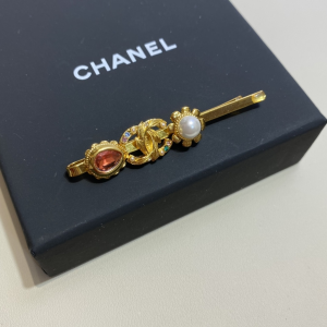Chanel Gold CC Logo Hair Clip 