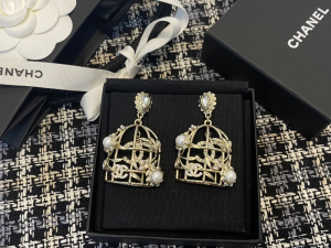 Essenceofluxury Womens Jewelry Chanel Gold Birdcage Pendant Earrings AB9631 A39PP280 AA199487