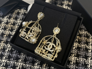 Essenceofluxury Womens Jewelry Chanel Gold Birdcage Pendant Earrings AB9631 A39PP280 AA199487