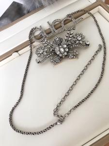 Essenceofluxury Womens Jewelry Gucci Crystals Guccy Pendant Necklaces A152PP280 AA199536