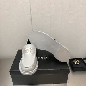 Essenceofluxury Womens Shoes Chanel CC Logo Gray Leather Loafers 35 To 41 A151PP580 AA199721