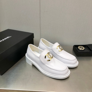 Chanel CC Logo White Leather Loafers 