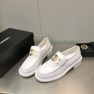 Essenceofluxury Womens Shoes Chanel CC Logo White Leather Loafers 35 To 41 A151PP580 AA199719