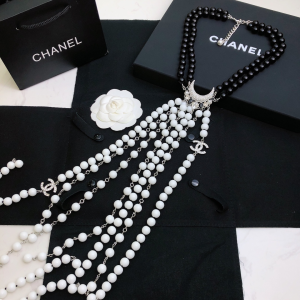 Essenceofluxury Womens Jewelry Chanel Black White Pearls Baroque Necklaces A152PP380 AA199940