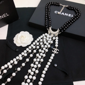Essenceofluxury Womens Jewelry Chanel Black White Pearls Baroque Necklaces A152PP380 AA199940