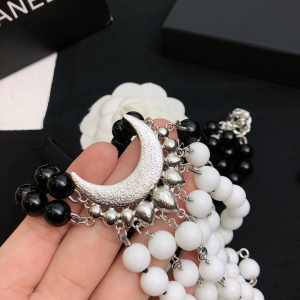 Essenceofluxury Womens Jewelry Chanel Black White Pearls Baroque Necklaces A152PP380 AA199940
