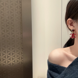 Essenceofluxury Womens Jewelry Chanel CC Logo Pendant Earrings AB9027 A152PP180 AA199927