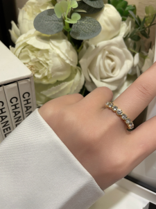 Essenceofluxury Womens Jewelry Chanel Gold CC Logo Crystals Rings A152PP180 AA199929